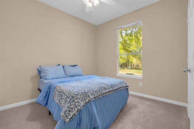 Photo - 2919 Whitman Dr