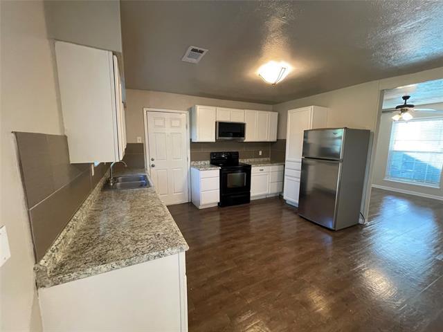 Photo - 712 SW Sunnybrook Dr