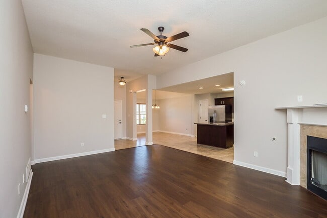 7892 Ridgedale Dr