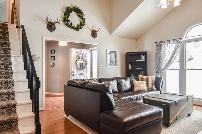 Photo - Pet Friendly Home on Half Acre Lot!