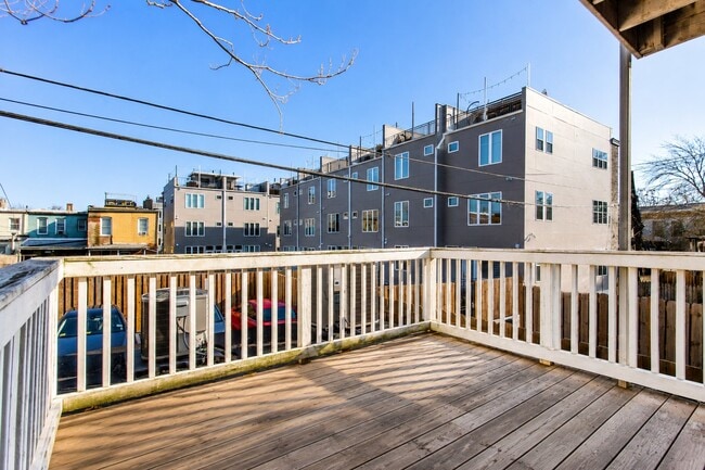 2811 11th St NW