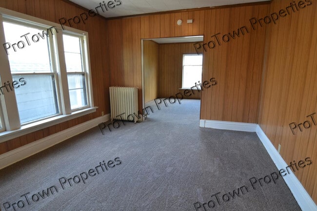 Photo - 213 N Hickory St Unit 2N