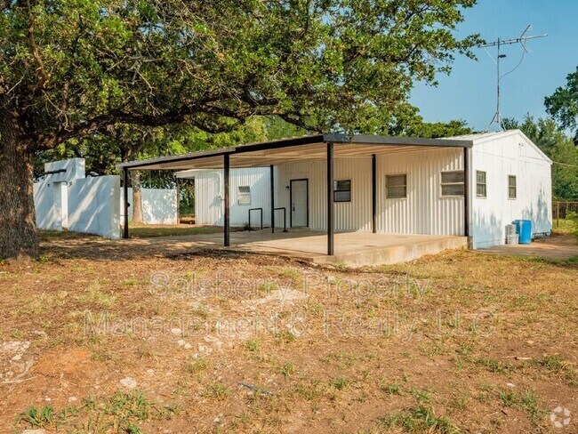 Building Photo - 3701 Weatherford Hwy Rental