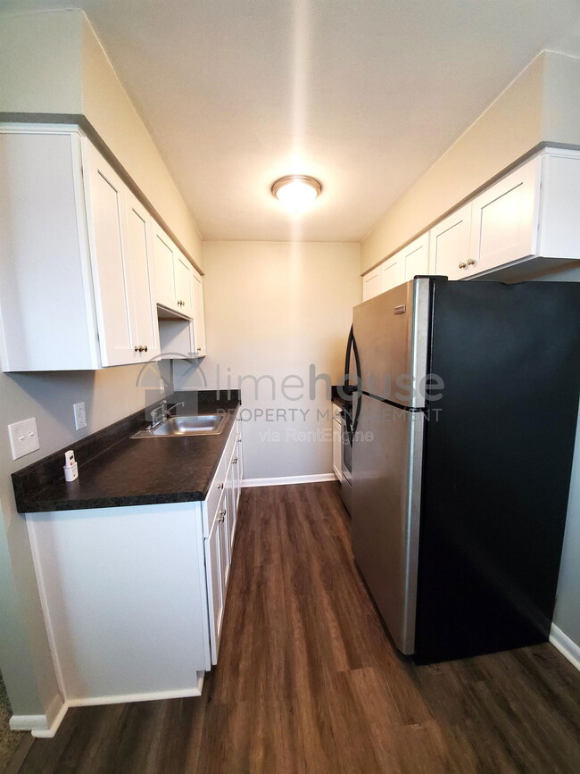 Photo - 4314 Dunning Rd Unit 4