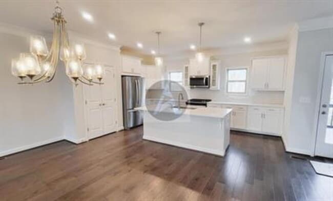 Photo - 2892 Boone Dr
