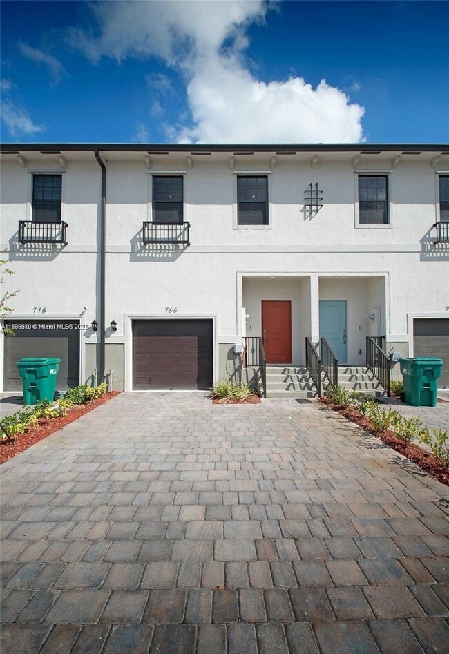 Photo - 766 SW 12th St Townhome
