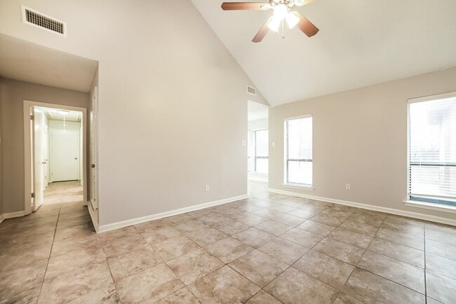 Photo - 4381 Crescent Park Dr