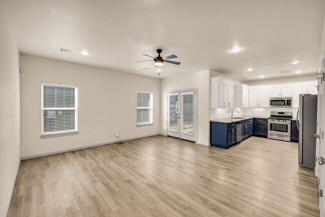 3503 E 21st St Unidad 3505