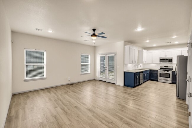 Photo - 3503 E 21st St Unit 3505