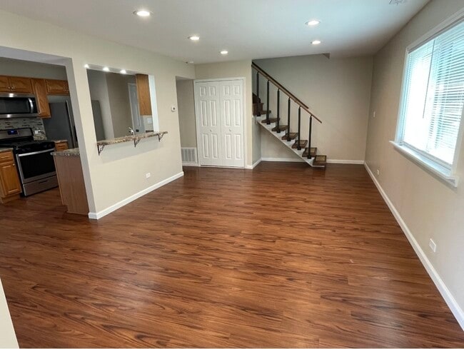 Photo - 228 N Waterford Dr