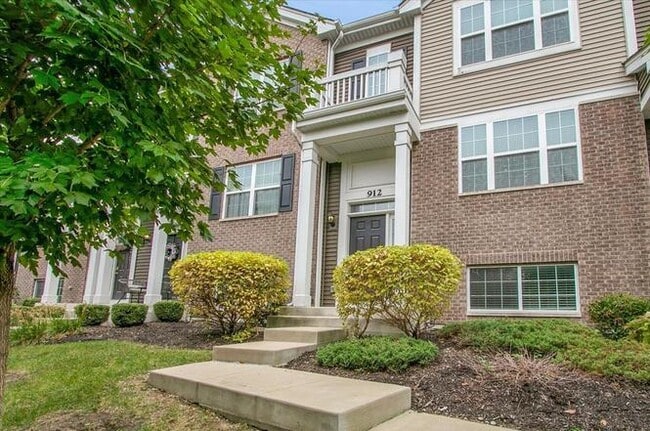 Building Photo - 912 Bradford Dr