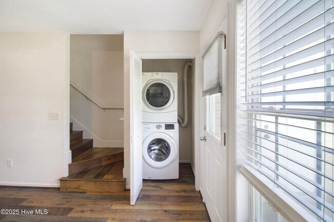 Photo - Short Term Townhome Available ASAP!