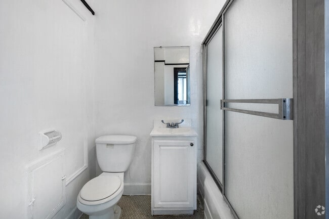 Studio - 265SF - Bathroom