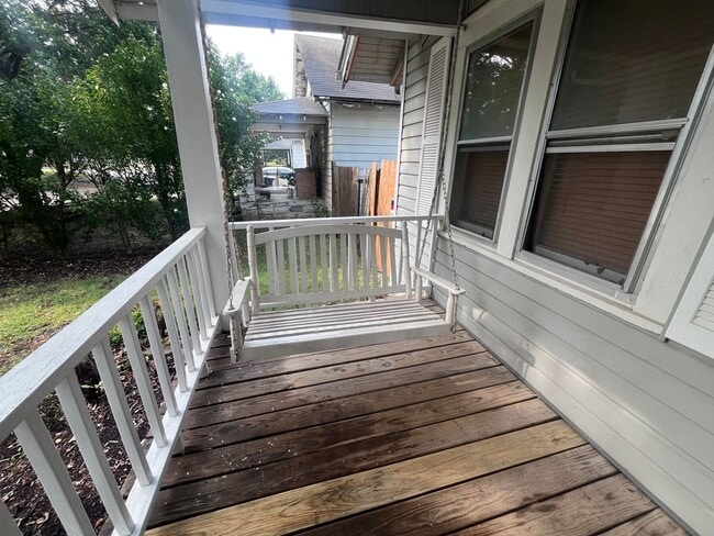 Photo - 843 S Holyoke St