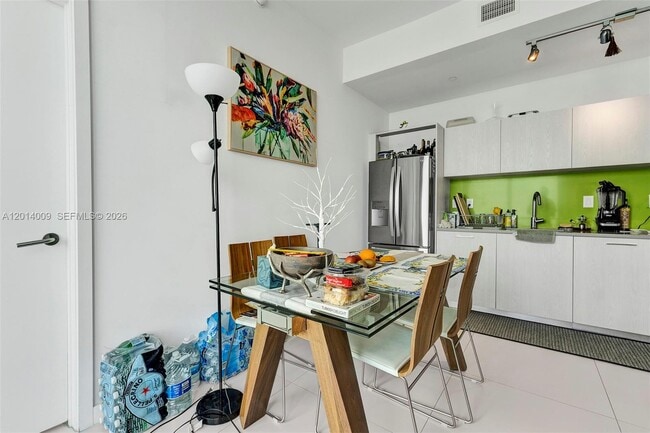 Photo - 501 NE 31st St Unit 4305