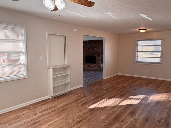 Photo - Adorable Mid Century Modern home on a corner lot!