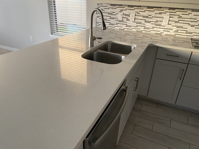 Photo - 1039 Wildmeadow Run