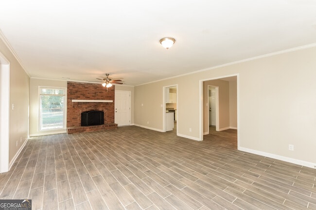 Photo - 110 Fairfield Dr