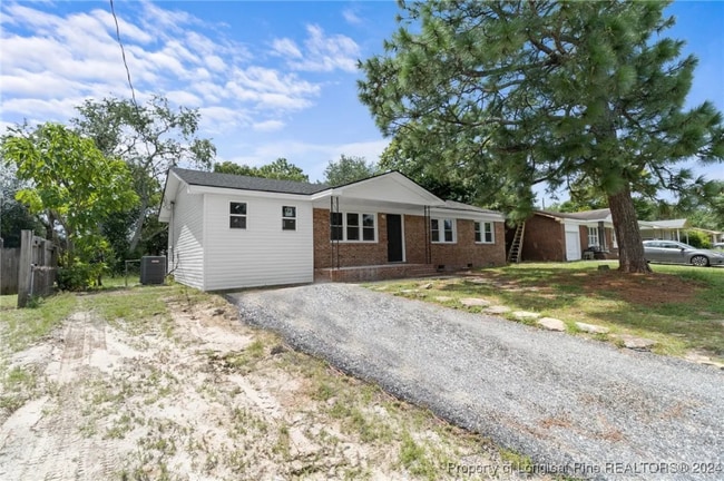 Photo - 415 Palmerland Dr