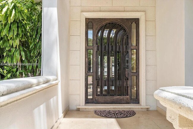 Photo - 800 SW 12th Ave