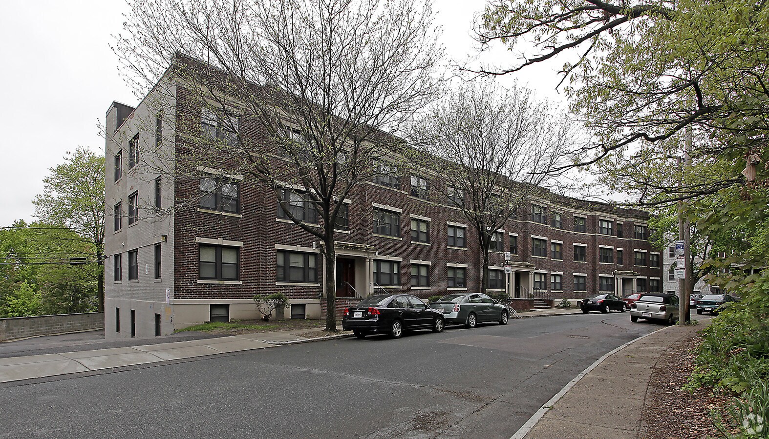 19-27 Egremont Rd - 19-27 Egremont Rd Apartments