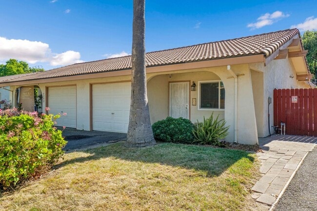 Building Photo - 4206-4208 Casa Blanca Lane Unit 4206 Casa Blanca Lane
