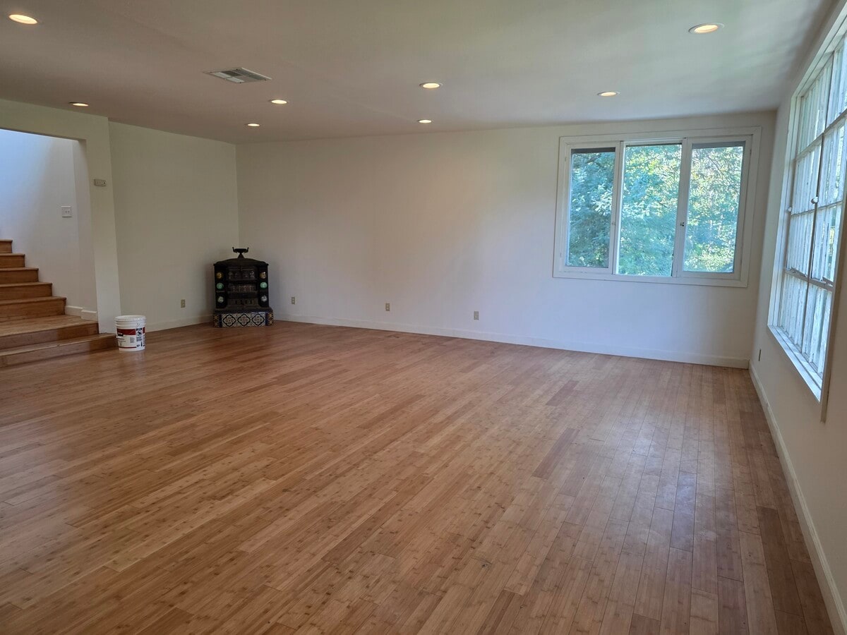 Photo - 16 Champion Pl Unit A