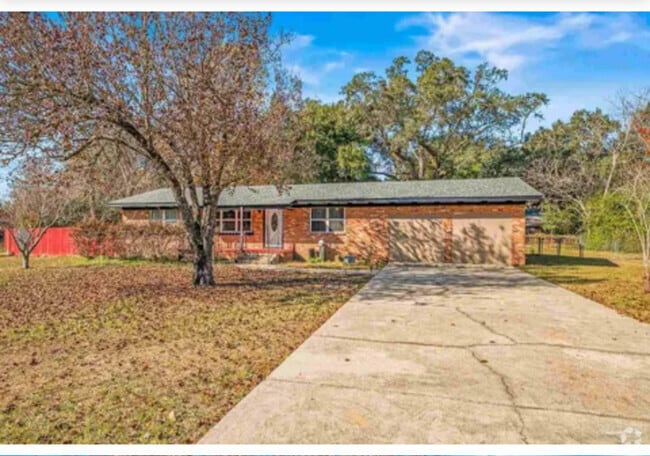 Building Photo - 8631 Messick St Rental