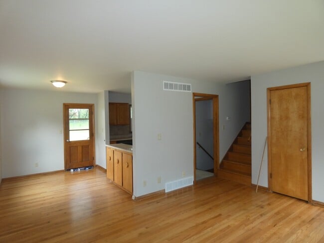 Photo - 1402 NE 67th St
