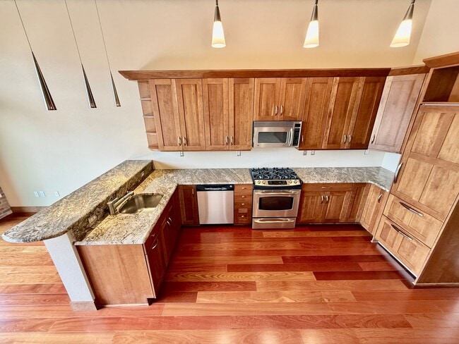 Photo - Luxury Studio in the Heart of Downtown Colorado Springs – All utilities included-Premium Living w... Unit 370