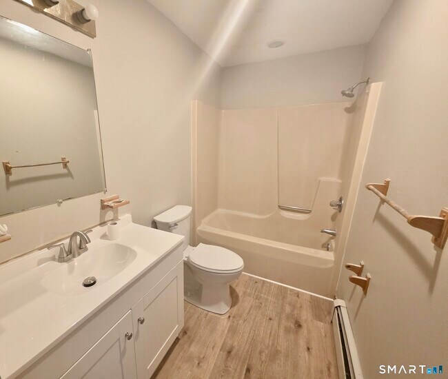 Photo - 14 Fairway Dr Unit 1