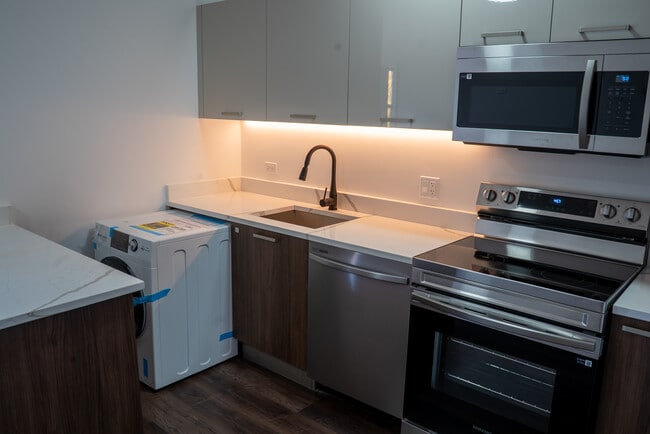 Photo - 5653 N Ashland Ave Unidad 303