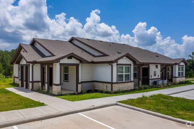 Building Photo - Heritage Estates at Huntsville Rental