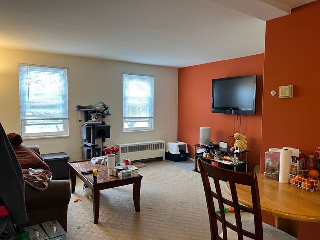Photo - Lakeland Apartments