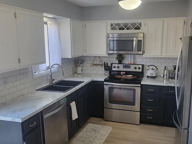 Photo - 2331 SW 18th St