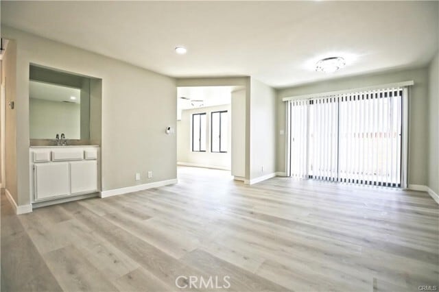 Photo - 425 N 1st Ave