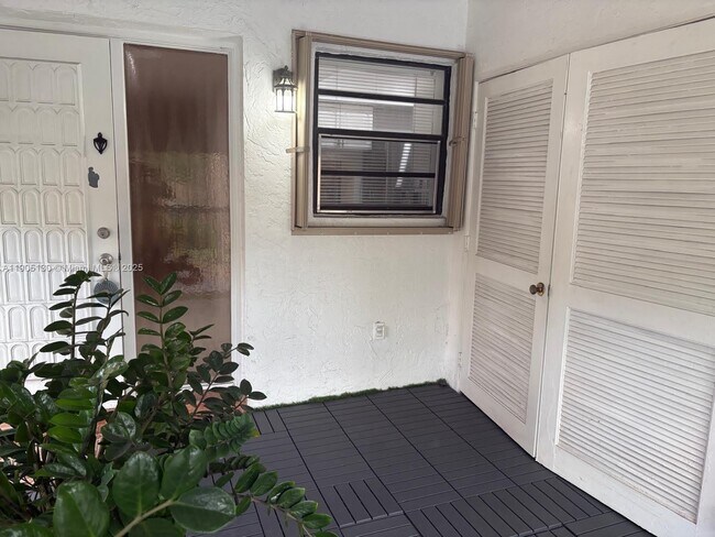 Photo - 8632 NW 34th Pl Unidad C203