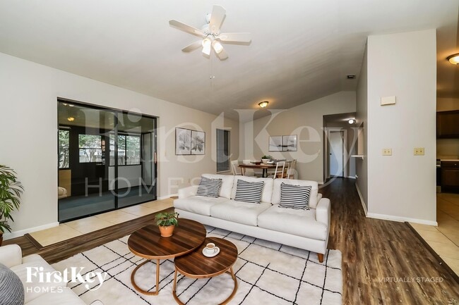 Photo - 1907 Landside Dr