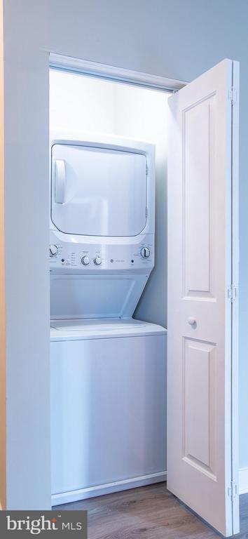 Photo - 1309 N Scott St Unidad 4