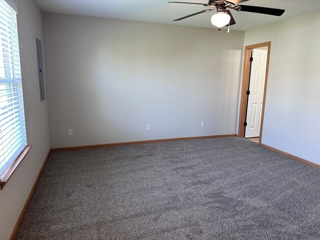 Photo - 9416-9420 2nd Unit 9416 2nd