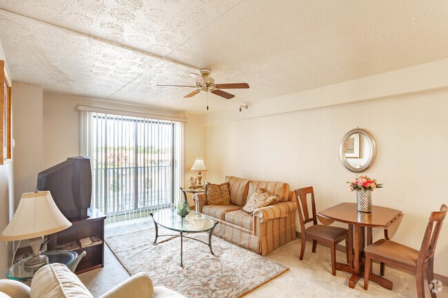 2 BR, 1 BA