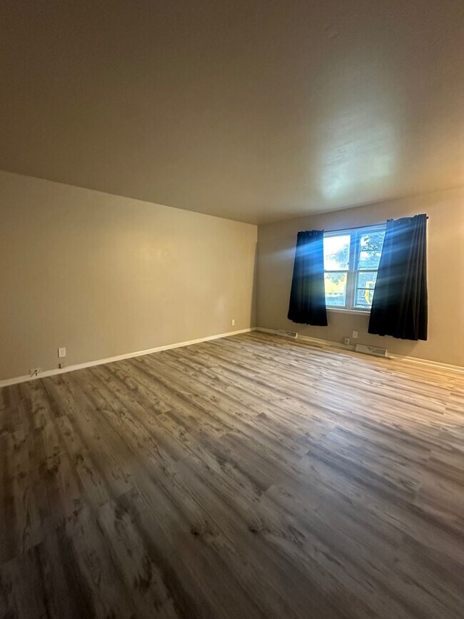 Photo - 10605 W Wabash Ave Apartment Unit 10605 W Wabash Ave