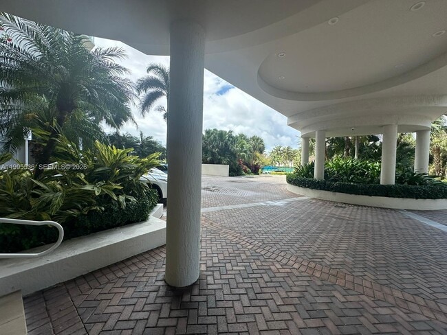 Photo - 6001 N Ocean Dr Unidad 503