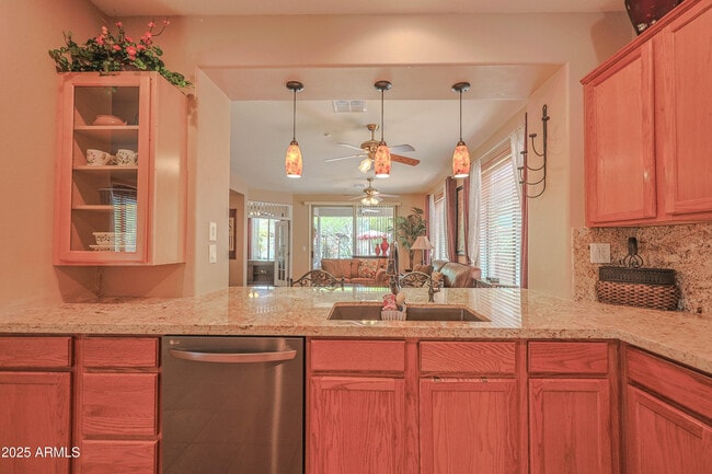 Photo - 1916 W Spirit Ct