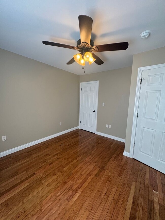 Photo - Charming 2BR/2BA Duplex in Mount Sterling –Washer/Dryer Included!