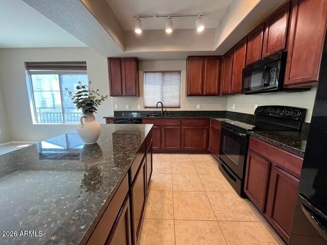 Photo - 2150 W Alameda Dr