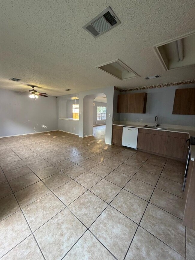 Photo - 3207 Settlement Dr