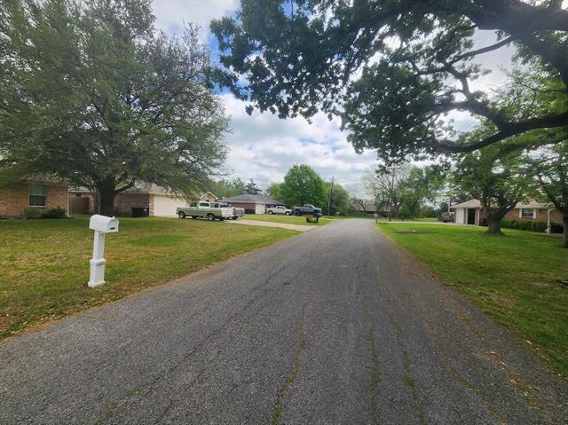 Photo - 206 Hackberry Dr