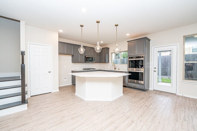 Photo - 10303 Harmon Smith Dr.