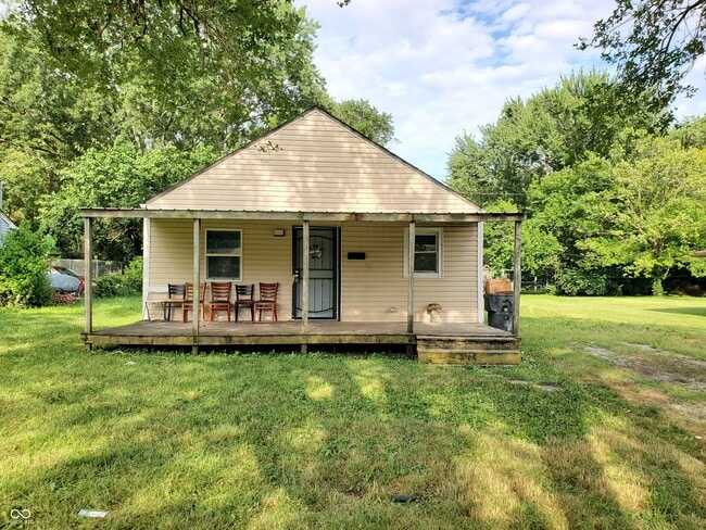 Photo - 2901 N Hawthorne Ln House
